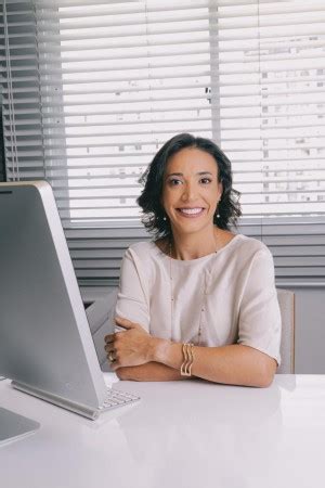 Dra Juliana Espinola, Ginecologista e Mastologista, .